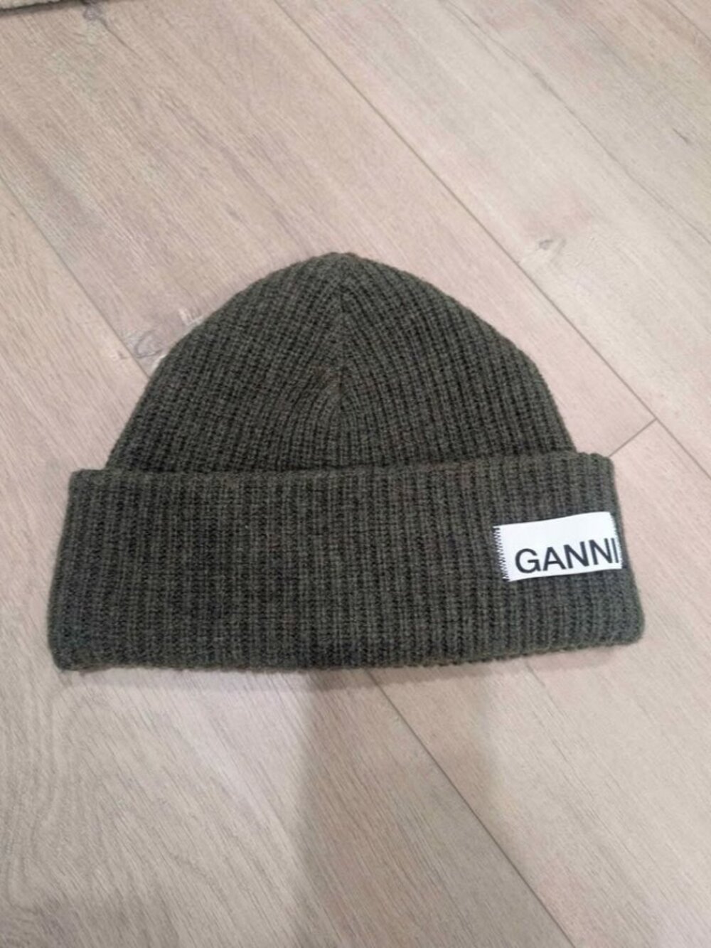 Like new Ganni wool beanie toque hat dark green